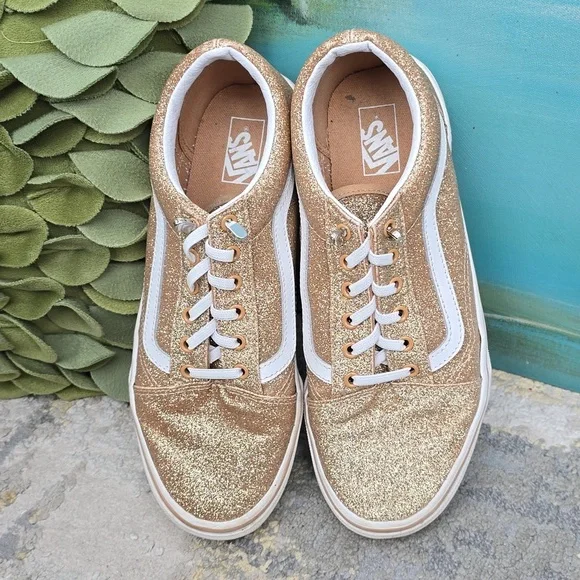 Vans Juniors Glitter Gold Old Skool Sneakers - Picture 10 of 11